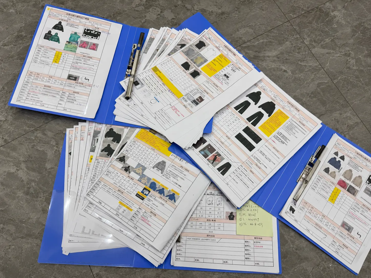 Production follow-up on the line — RUIXING Sportswear