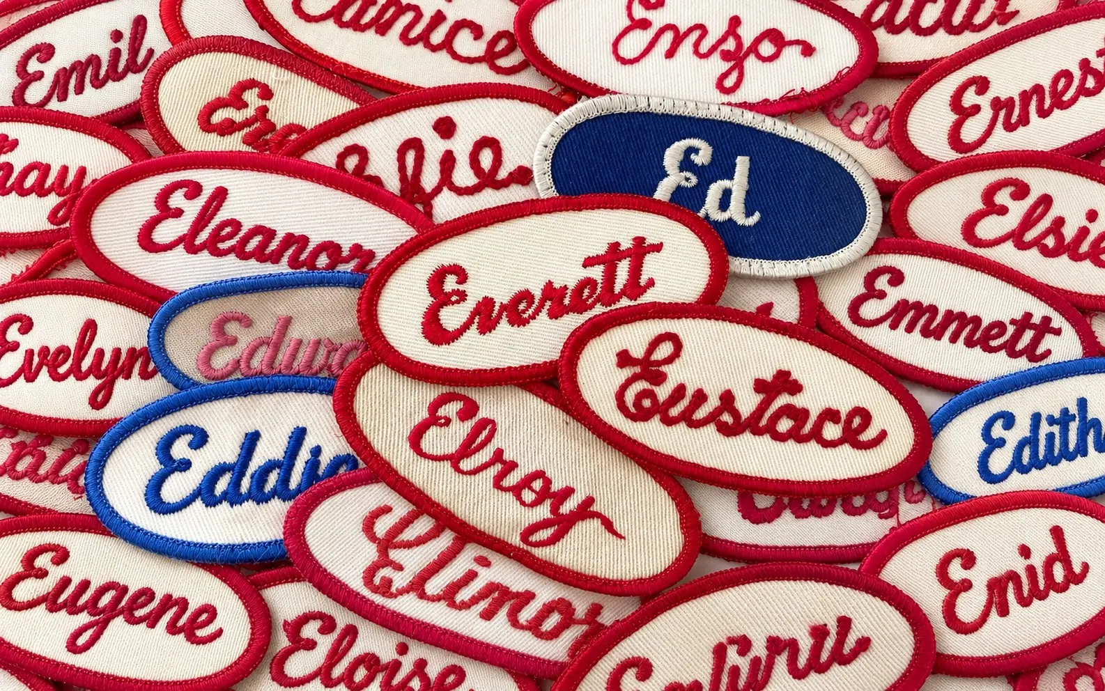 Embroidered emblem — RUIXING Sportswear